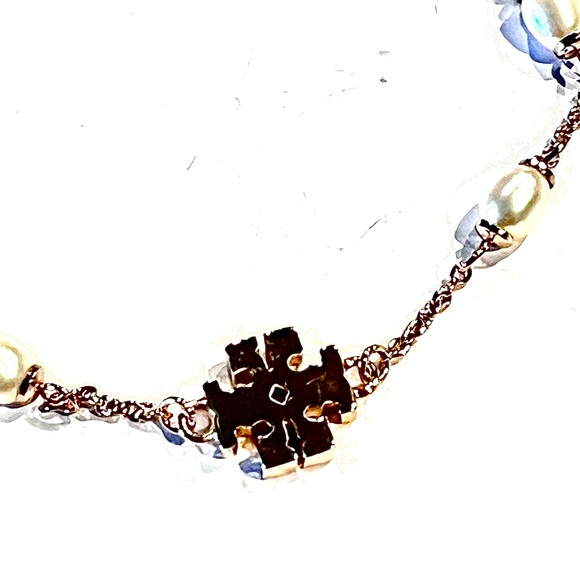 Tory Burch NWT Rose Gold Pearl 
& CZ T-logo Bracelet - Picture 1 of 11